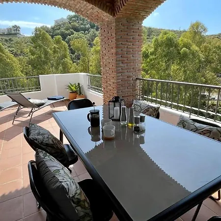 Penthouse Eucalyptus Apartment