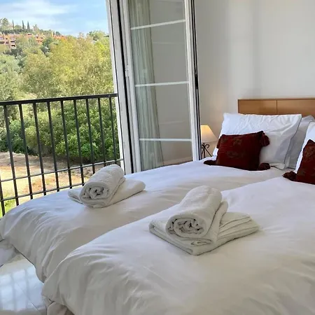 Penthouse Eucalyptus *